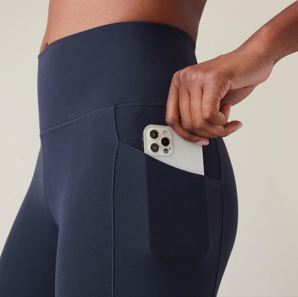 Athleta Pants - Athleta Capri Crop Leggings Stash Pockets Mesh High Rise size XS, color blue